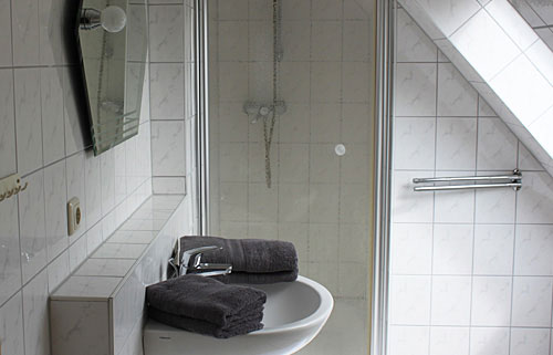 doppelzimmer-sonnenschein-bad